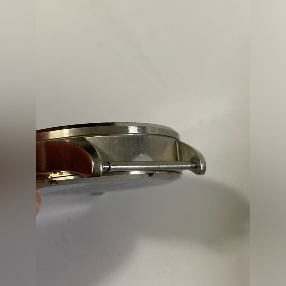 Nixon Sentry, watch body only, no strap, new battery, Day/Date does NOT work - Picture 4 of 7